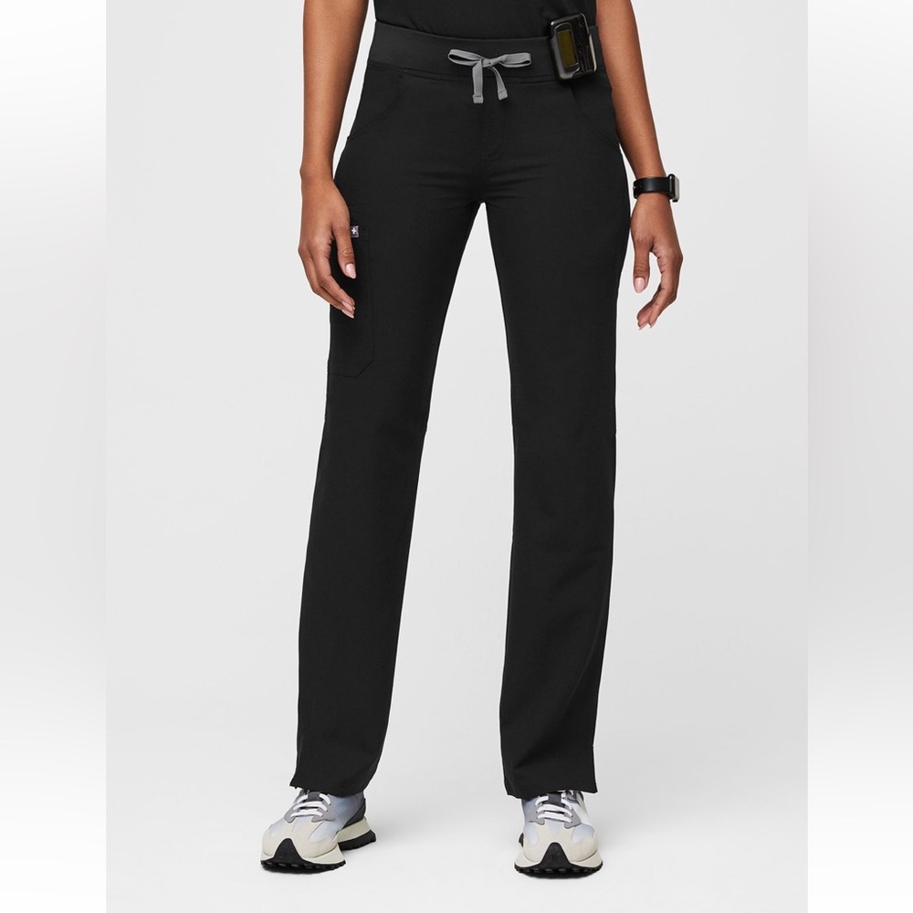 Figs Kade Cargo Pants